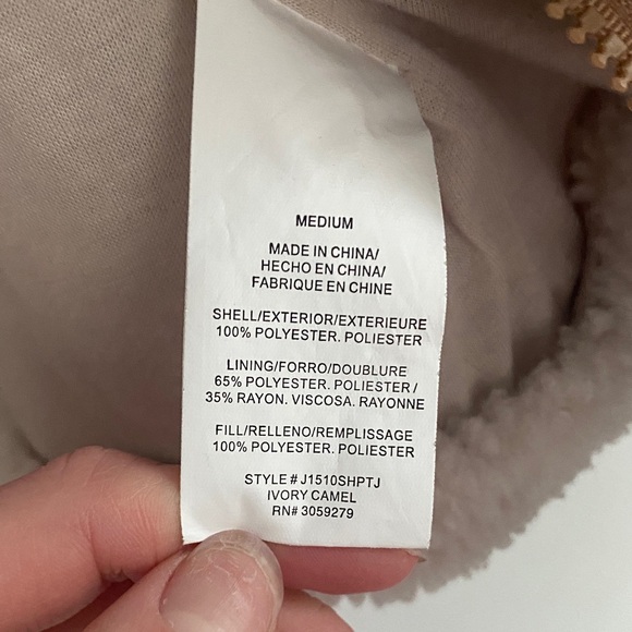 Thread & Supply Cream Label - Picture 3 of 7